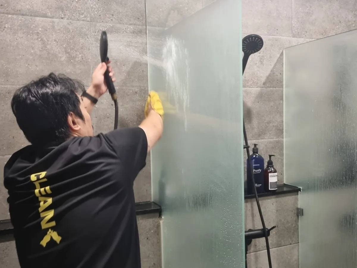 동구 각산동 헬스장 복도·대기 동선 야간 위생청소 사례 - 행진크린