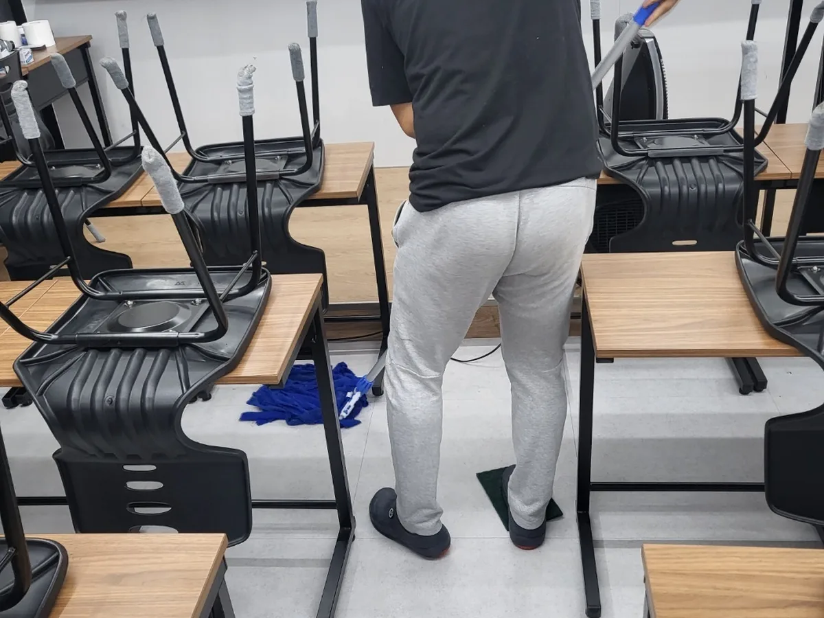 북구 동천동 사업장 로비·응접실 바닥 위생청소 사례 - 행진크린